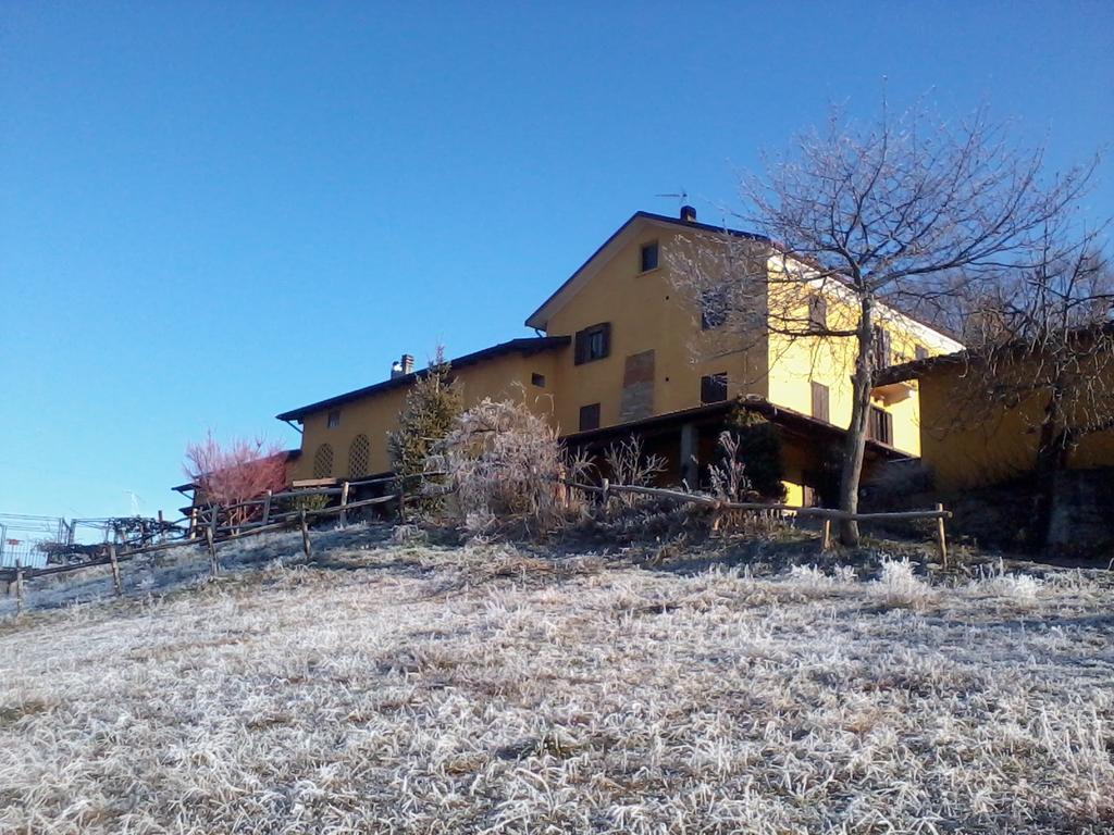 פונזונה Agriturismo Le Piagge מראה חיצוני תמונה