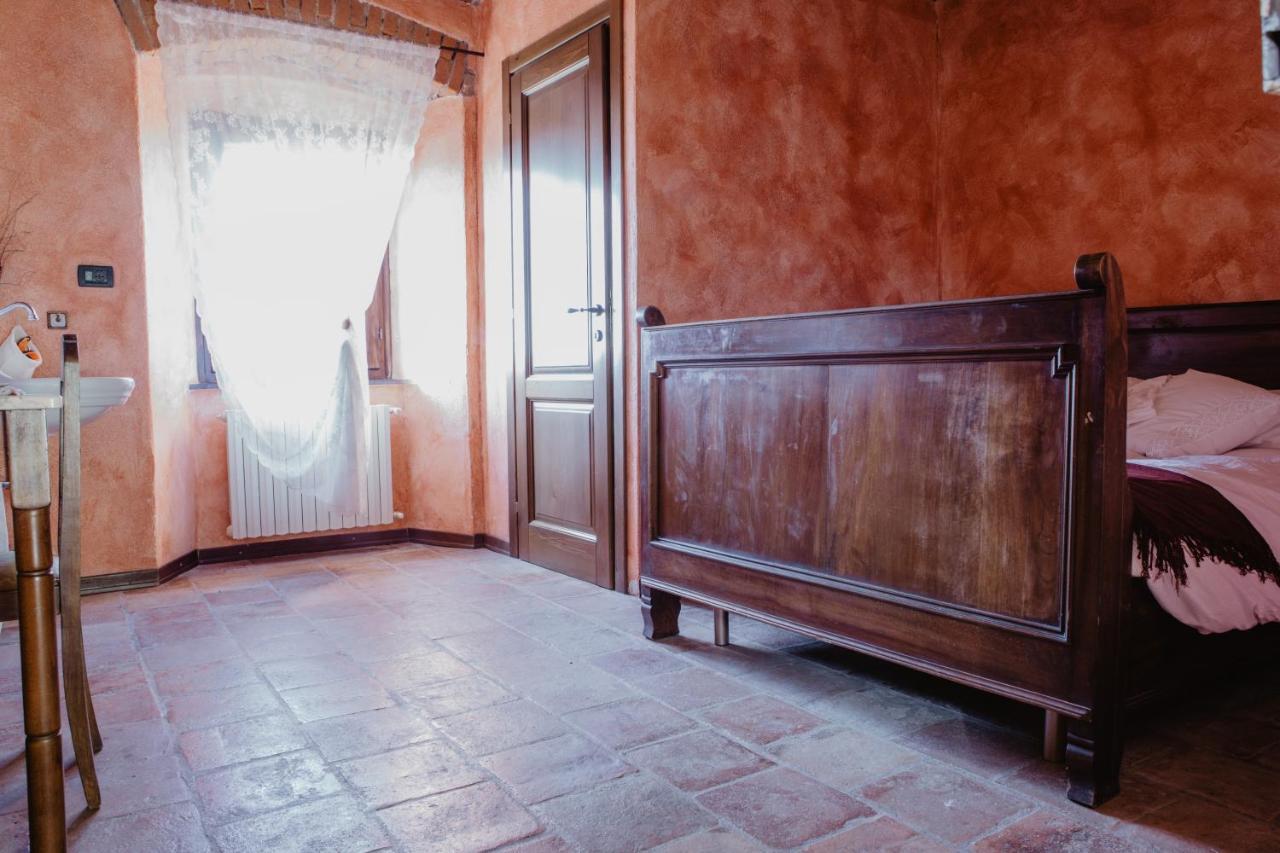 פונזונה Agriturismo Le Piagge מראה חיצוני תמונה